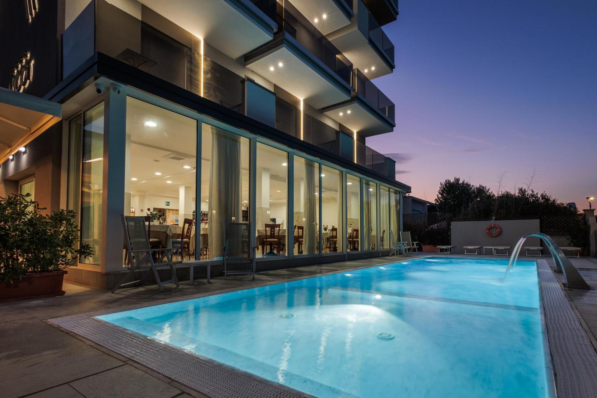 Hotel Ascot Riccione Esterno foto
