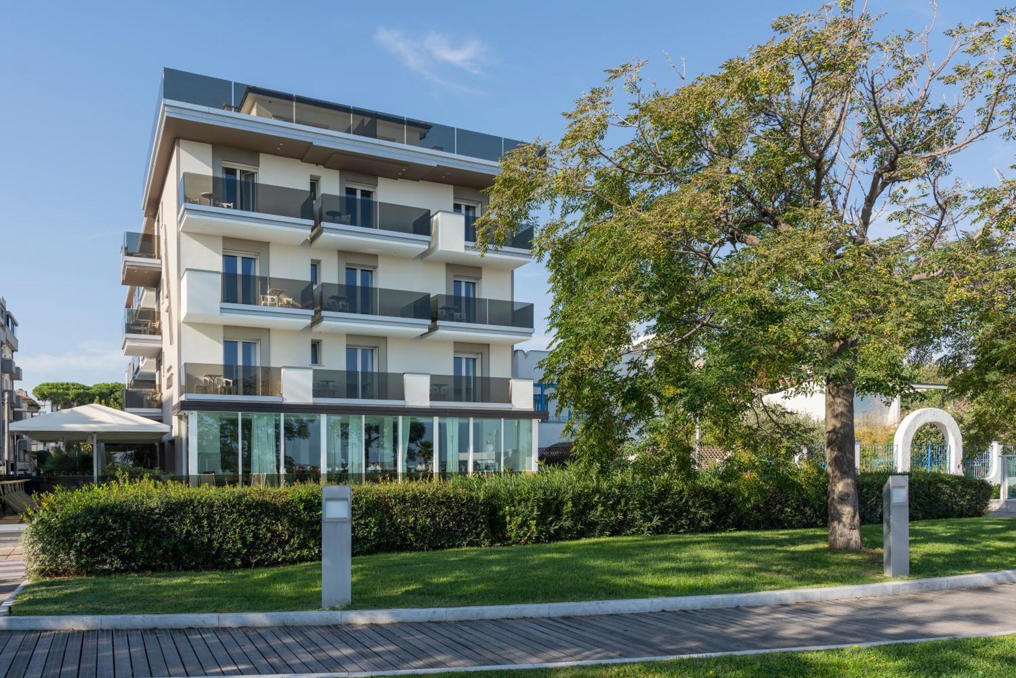 Hotel Ascot Riccione Esterno foto