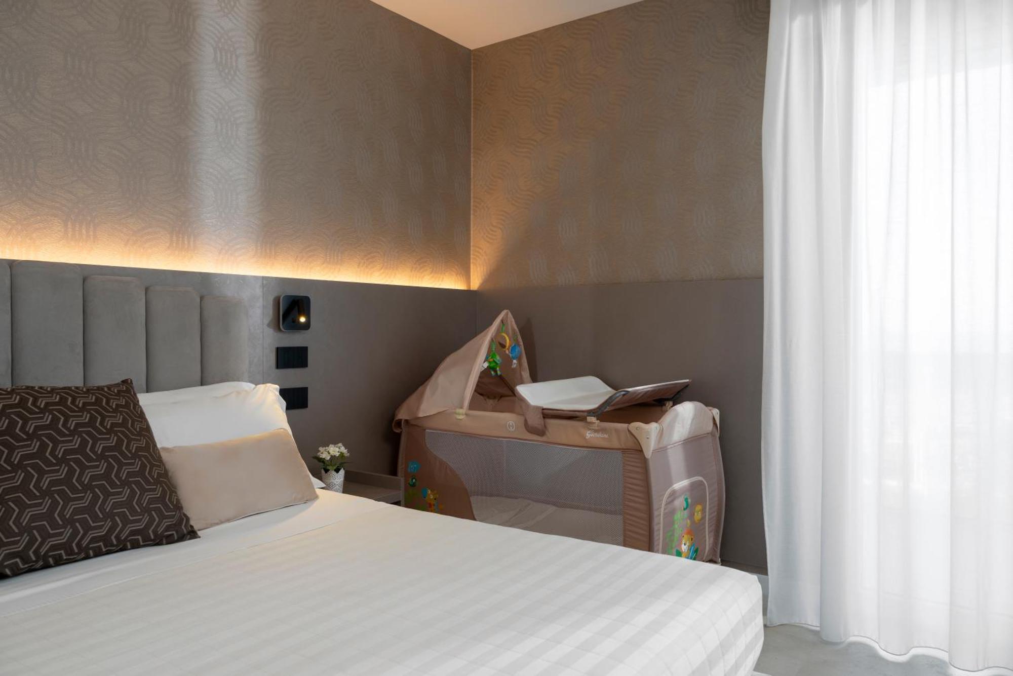 Hotel Ascot Riccione Esterno foto