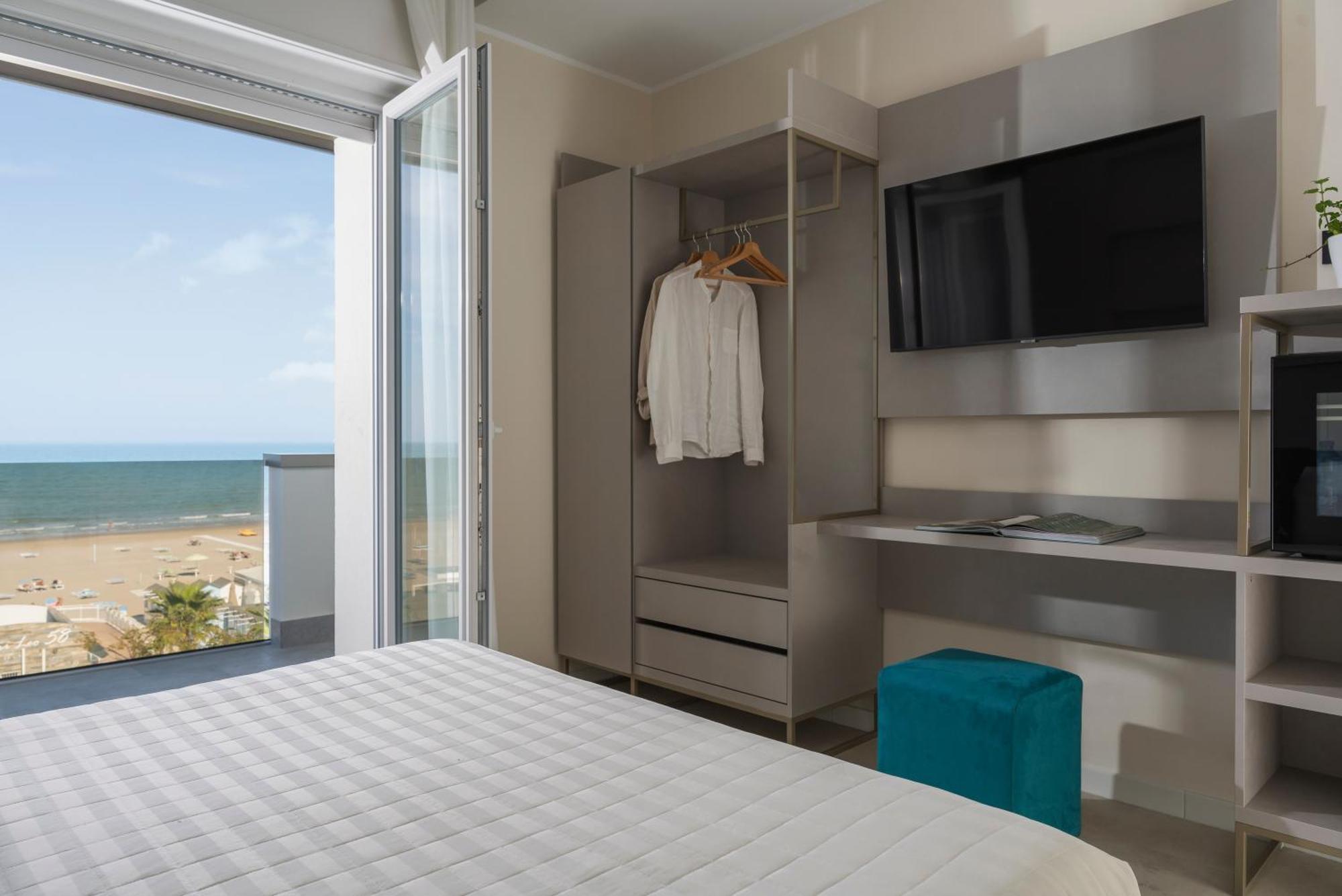 Hotel Ascot Riccione Esterno foto